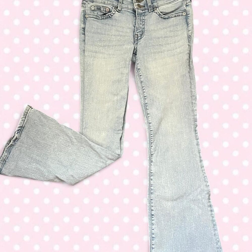 Aeropostale Women's Low Rise Flare Light Wash Denim Jeans